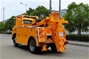 平陆高速路拖车费