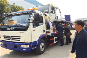 平陆汽车道路救援拖车价格